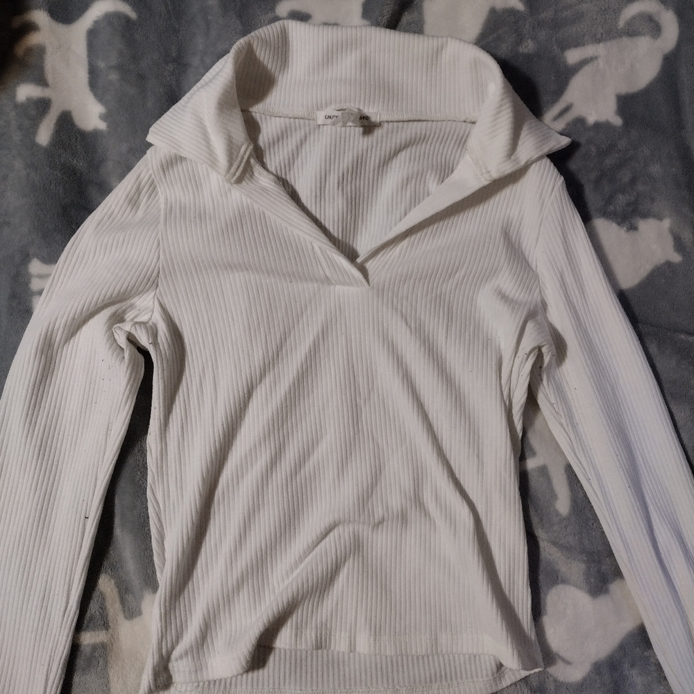 White long sleeve shirt with collar